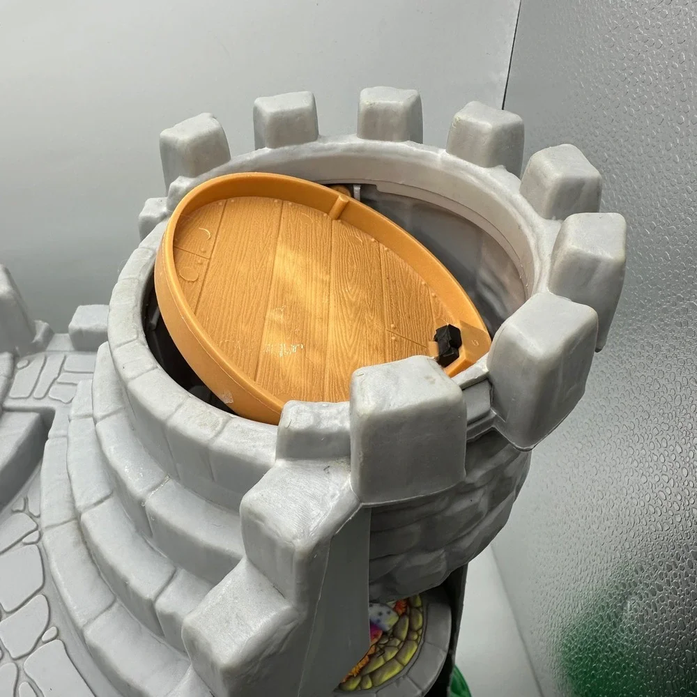 Fisher-Price Great Adventures Castle Playset Knights, 2 Dragons, Catapult + MORE